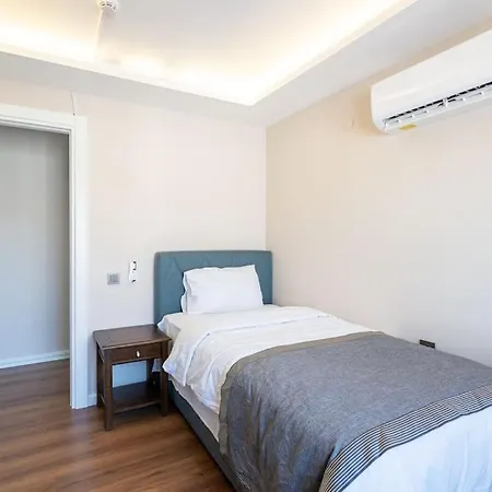 Willa Cesme'de Ozel Havuzlu, Barbeku Alanli Villa-awz111