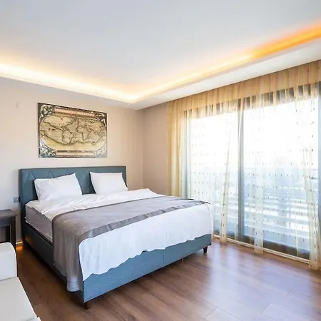 فيلة Cesme'de Ozel Havuzlu, Barbeku Alanli Villa-awz111 *